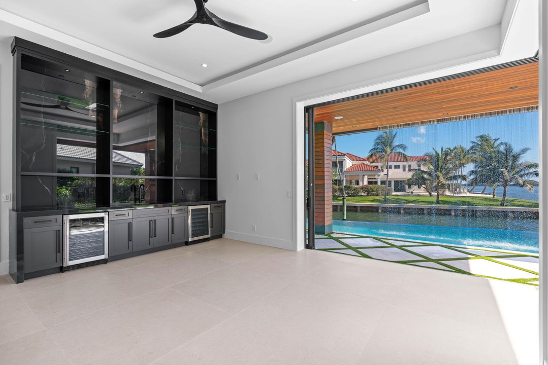 For Sale: $12,250,000 (5 beds, 6 baths, 7210 Square Feet)