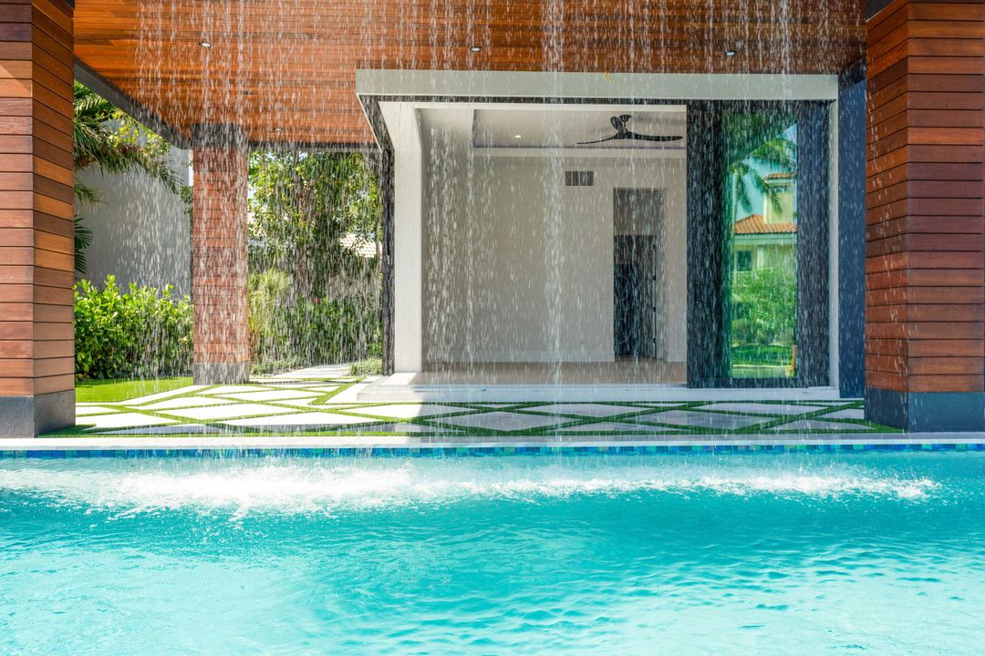 For Sale: $12,250,000 (5 beds, 6 baths, 7210 Square Feet)