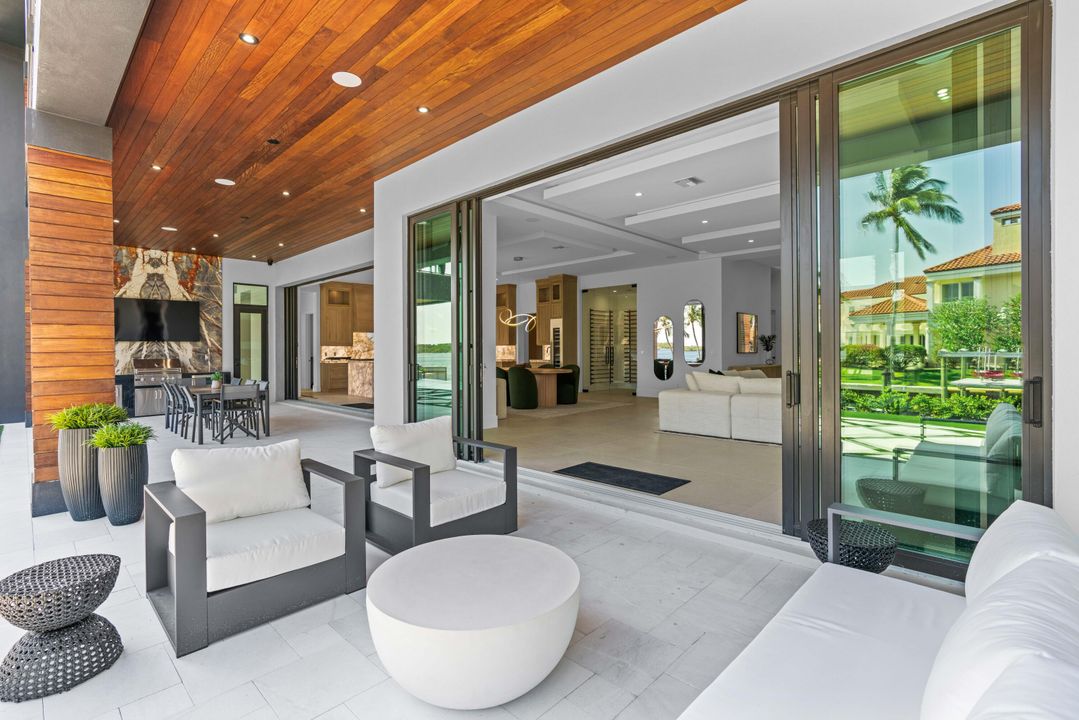 For Sale: $12,250,000 (5 beds, 6 baths, 7210 Square Feet)