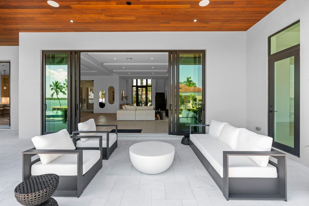 For Sale: $12,250,000 (5 beds, 6 baths, 7210 Square Feet)