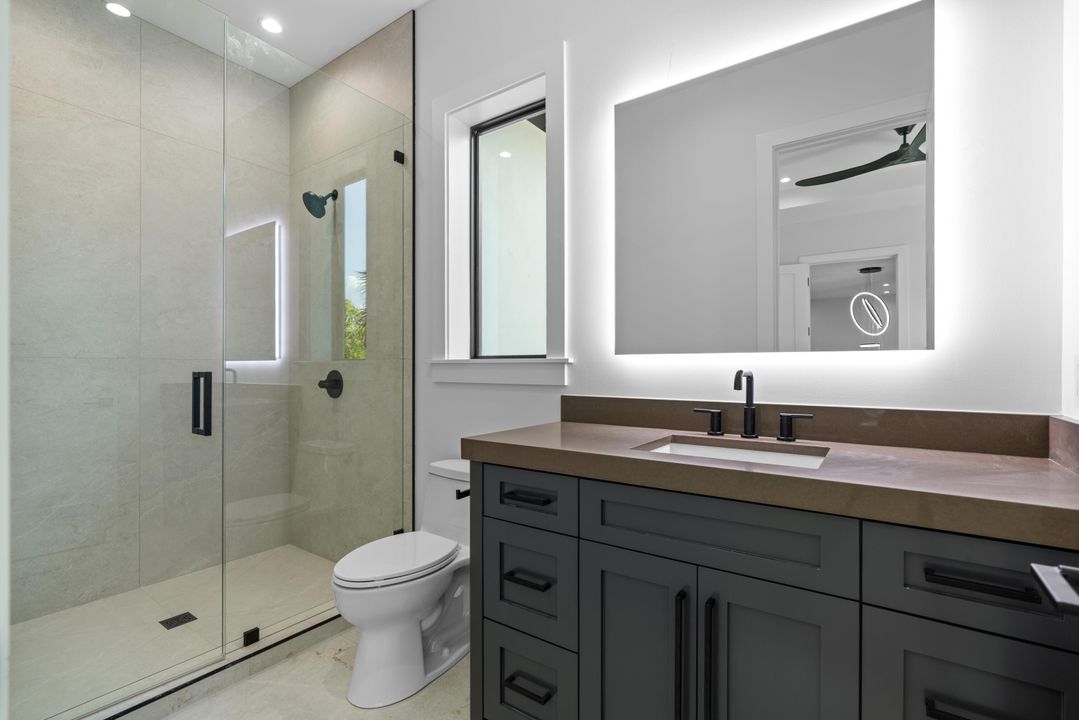 For Sale: $12,250,000 (5 beds, 6 baths, 7210 Square Feet)