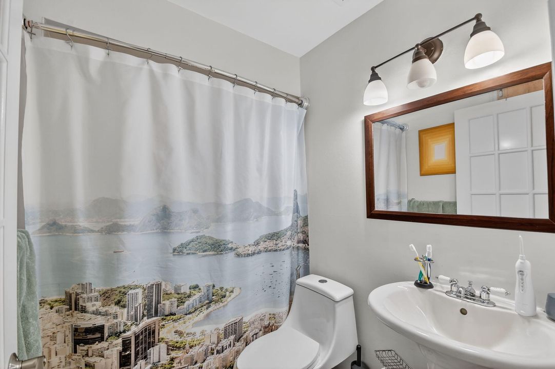 For Sale: $289,118 (3 beds, 2 baths, 1187 Square Feet)