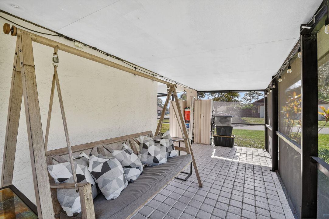 For Sale: $289,118 (3 beds, 2 baths, 1187 Square Feet)