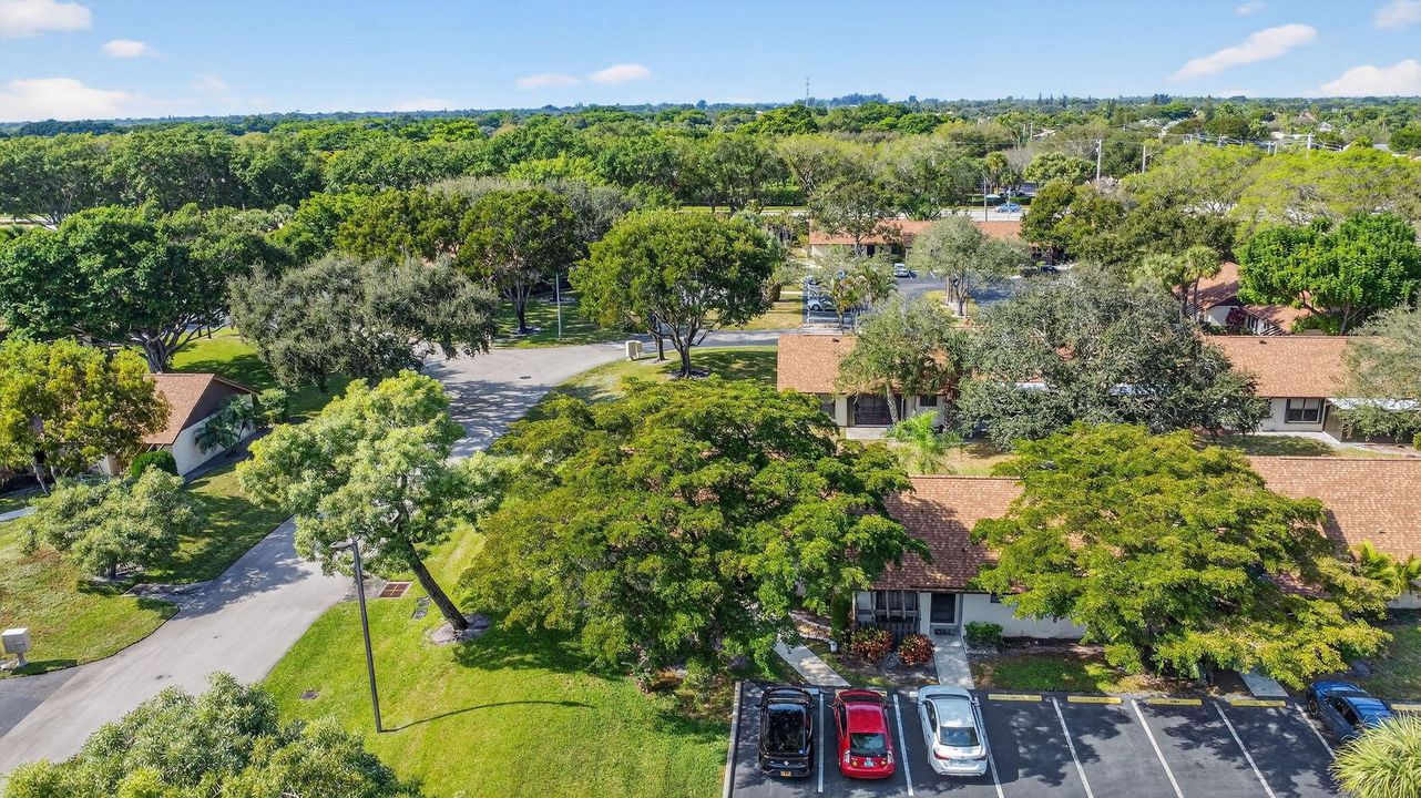 For Sale: $289,118 (3 beds, 2 baths, 1187 Square Feet)