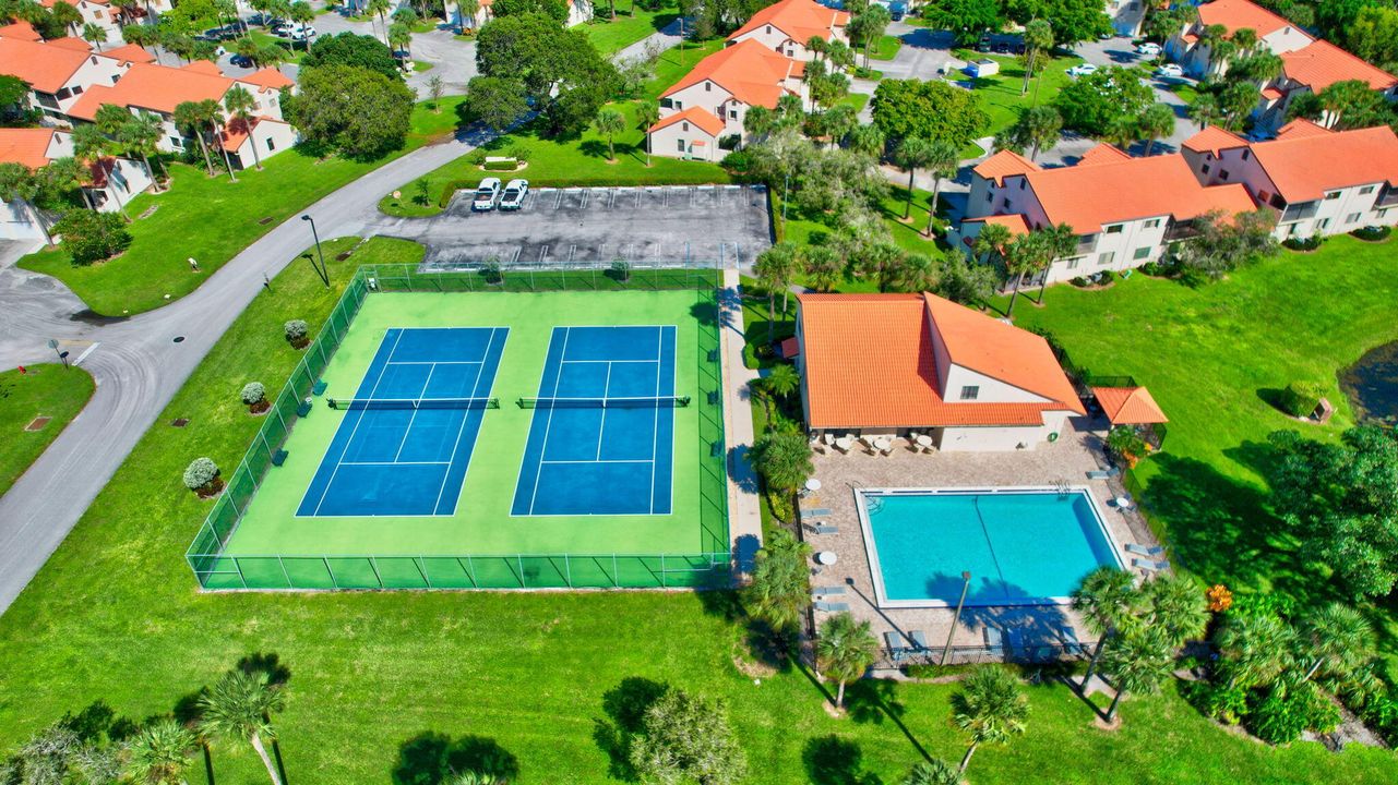 For Sale: $289,118 (3 beds, 2 baths, 1187 Square Feet)