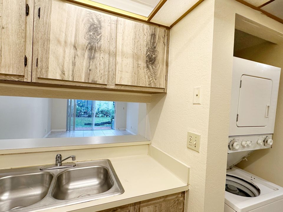 En Renta: $1,865 (2 camas, 2 baños, 767 Pies cuadrados)