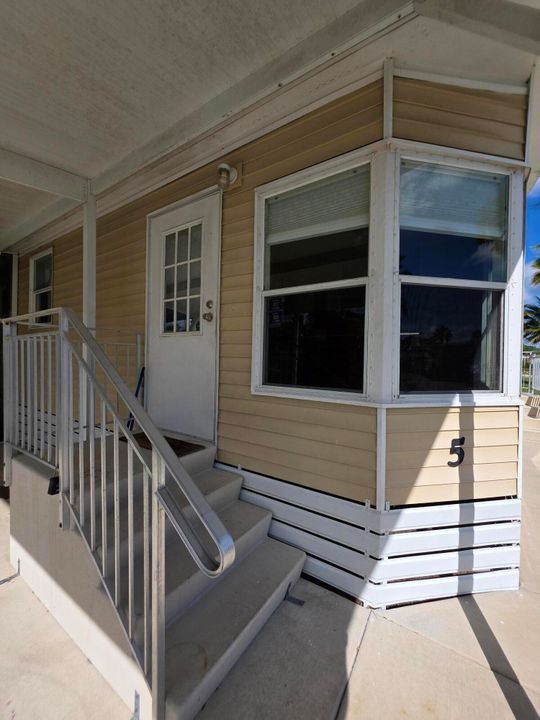 待售: $59,999 (2 贝兹, 2 浴室, 1280 平方英尺)