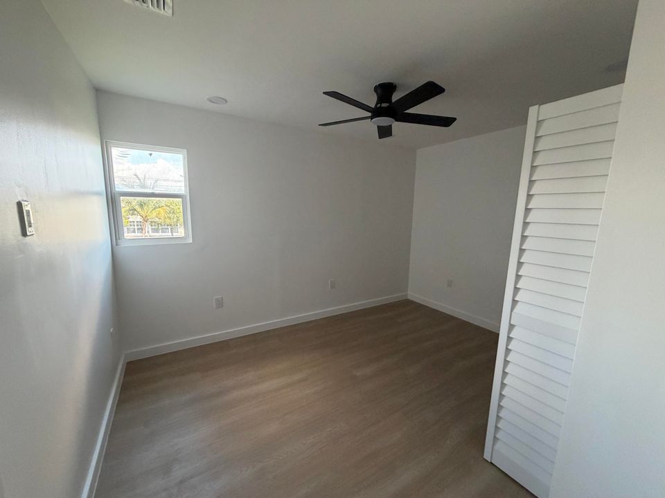 На продажу: $820,000 (5 спален, 3 ванн, 2367 Квадратных фут)