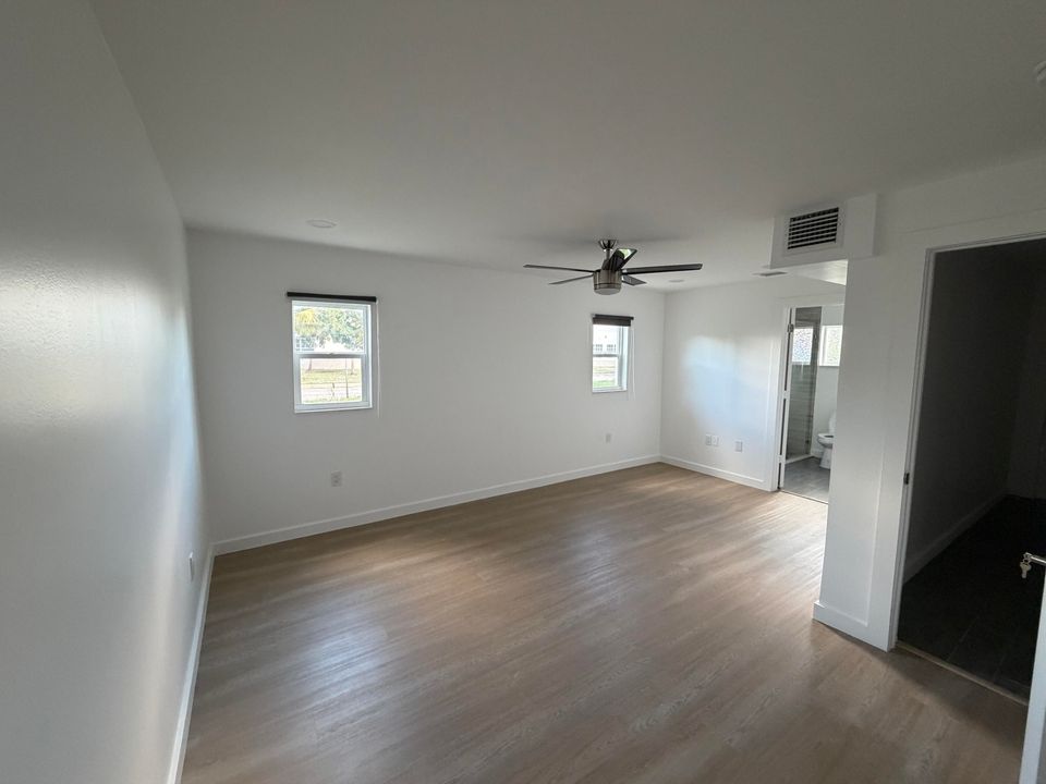 На продажу: $820,000 (5 спален, 3 ванн, 2367 Квадратных фут)