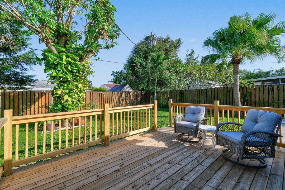 For Rent: $2,900 (2 beds, 2 baths, 783 Square Feet)