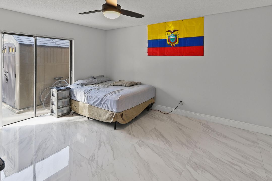 For Sale: $360,000 (2 beds, 2 baths, 1332 Square Feet)