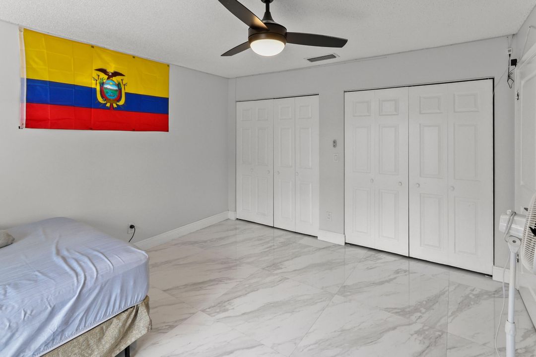 For Sale: $360,000 (2 beds, 2 baths, 1332 Square Feet)