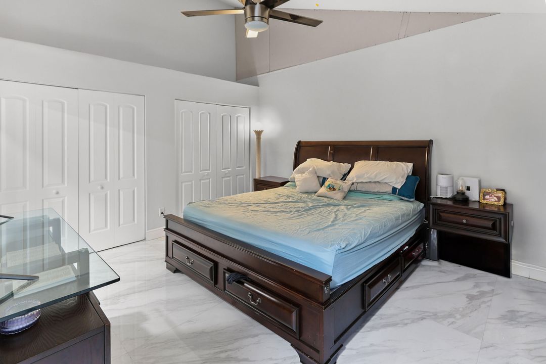 For Sale: $360,000 (2 beds, 2 baths, 1332 Square Feet)