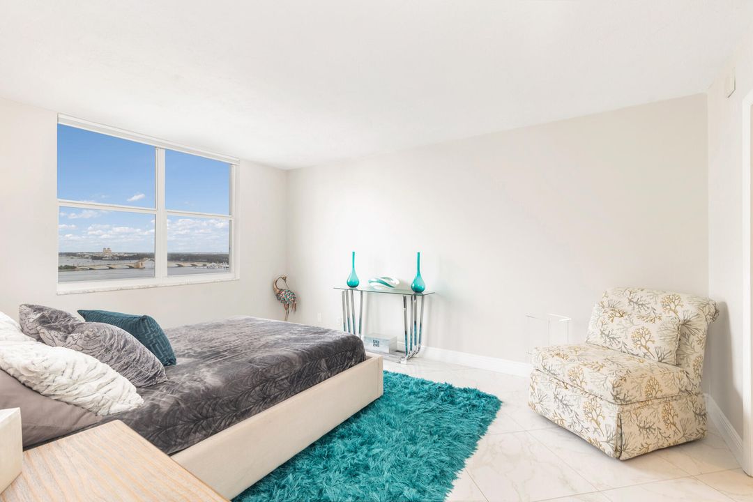 На продажу: $799,000 (2 спален, 2 ванн, 1086 Квадратных фут)