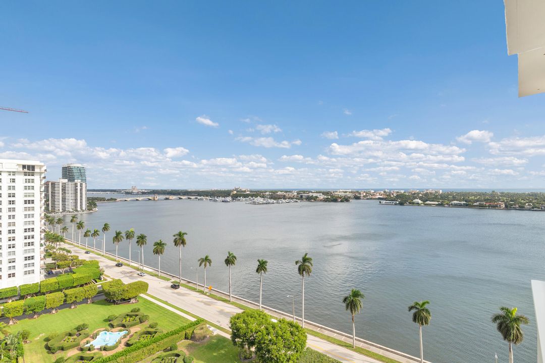 На продажу: $799,000 (2 спален, 2 ванн, 1086 Квадратных фут)