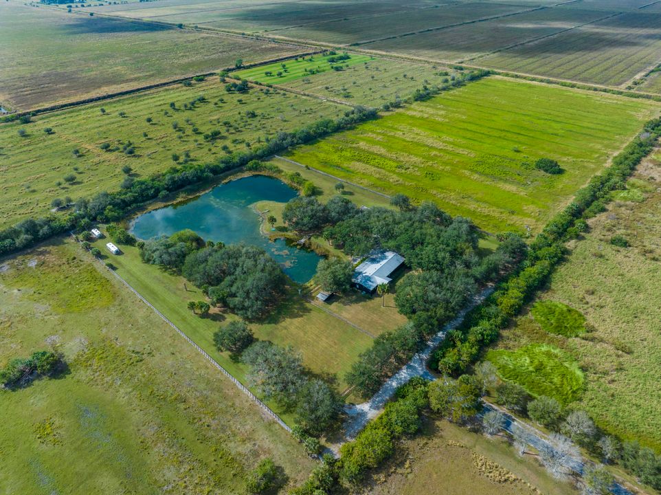 For Sale: $4,549,000 (3 beds, 2 baths, 1842 Square Feet)