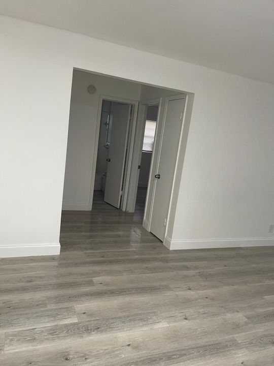 В аренду: $1,650 (2 спален, 1 ванн, 843 Квадратных фут)