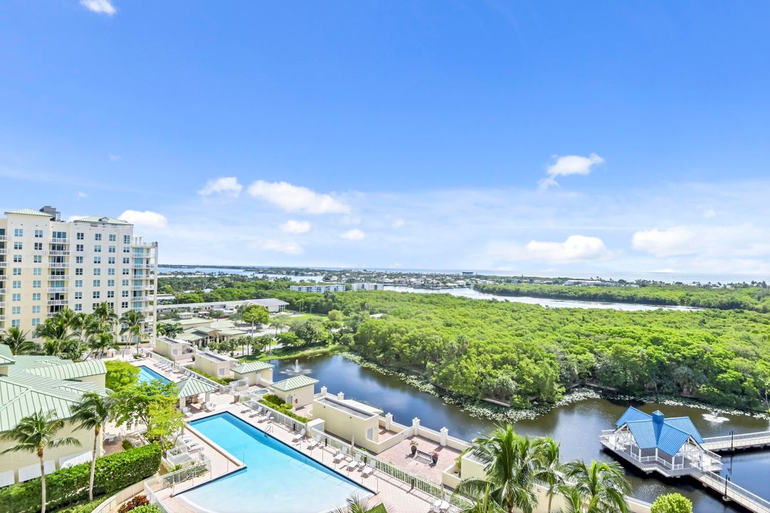 For Sale: $595,000 (2 beds, 2 baths, 1350 Square Feet)