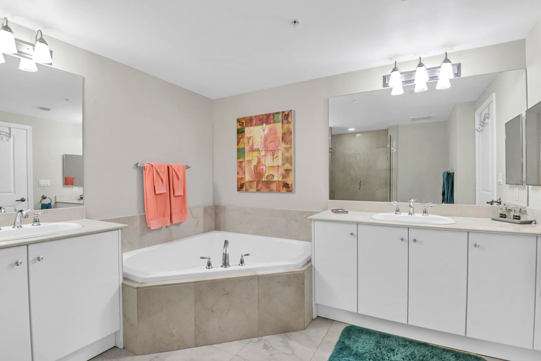 For Sale: $595,000 (2 beds, 2 baths, 1350 Square Feet)