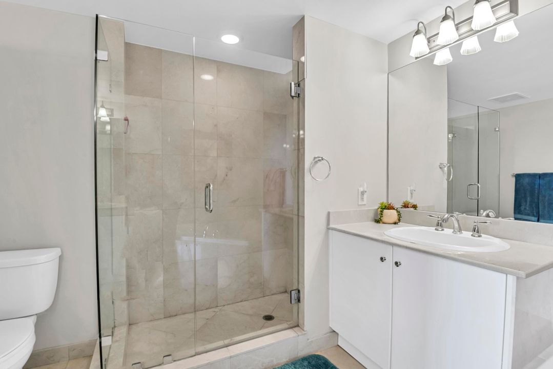 For Sale: $595,000 (2 beds, 2 baths, 1350 Square Feet)