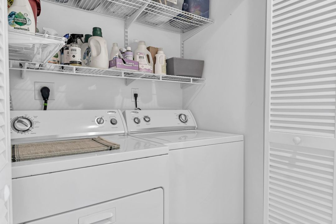 For Sale: $595,000 (2 beds, 2 baths, 1350 Square Feet)