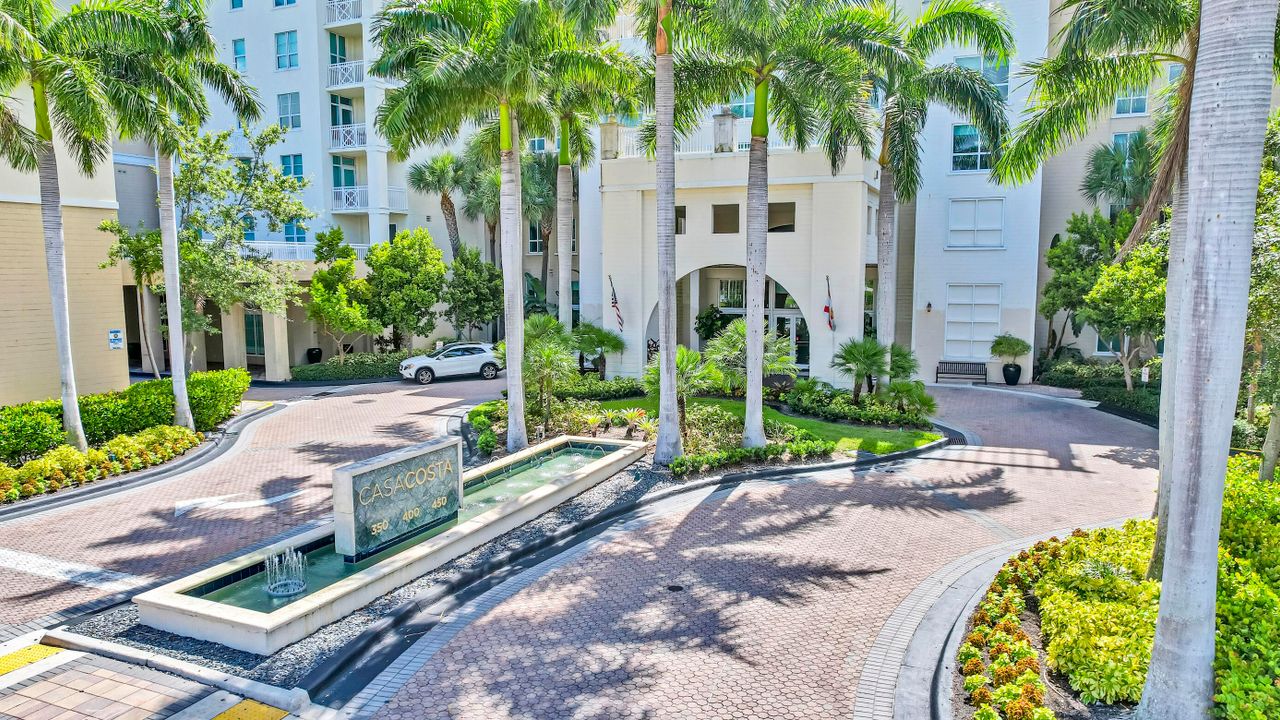 For Sale: $595,000 (2 beds, 2 baths, 1350 Square Feet)