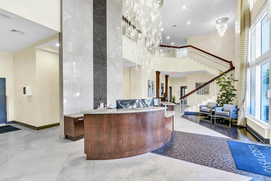 For Sale: $595,000 (2 beds, 2 baths, 1350 Square Feet)