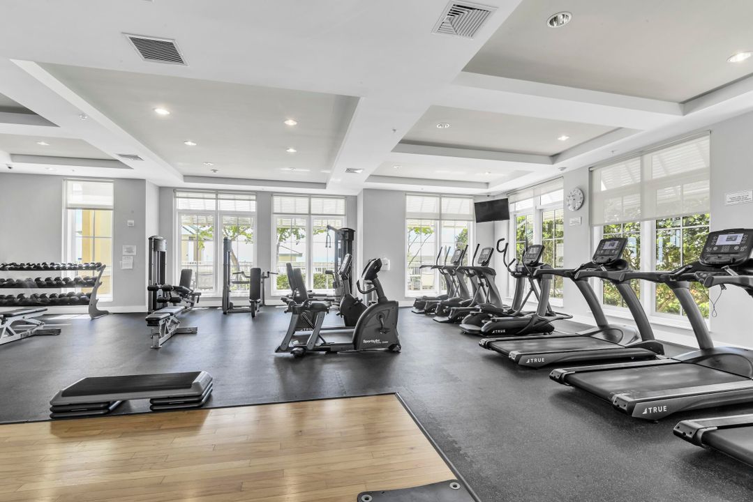 For Sale: $595,000 (2 beds, 2 baths, 1350 Square Feet)