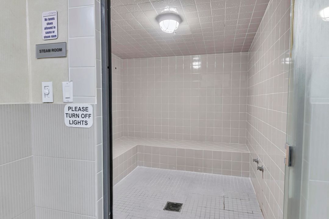 For Sale: $595,000 (2 beds, 2 baths, 1350 Square Feet)