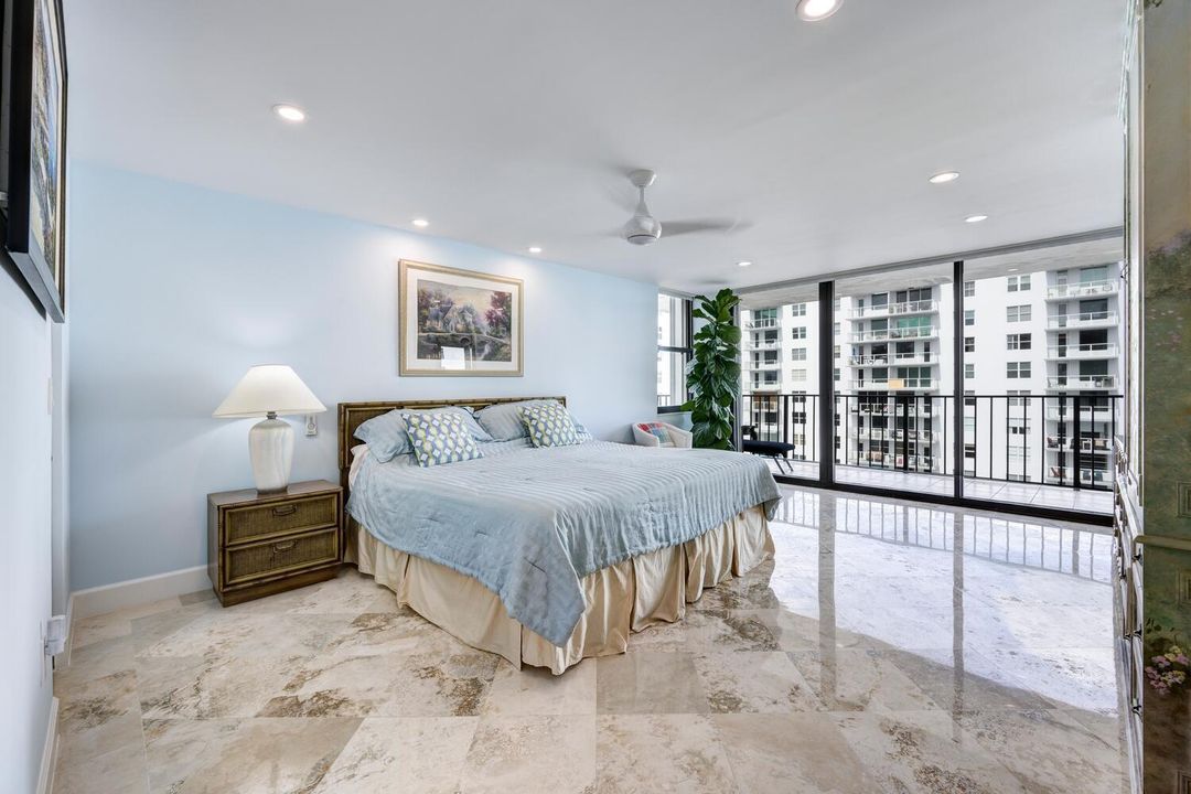 For Sale: $685,000 (2 beds, 2 baths, 1226 Square Feet)