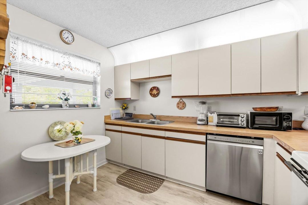 En Venta: $189,000 (3 camas, 2 baños, 1264 Pies cuadrados)