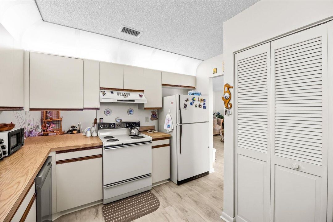 En Venta: $189,000 (3 camas, 2 baños, 1264 Pies cuadrados)