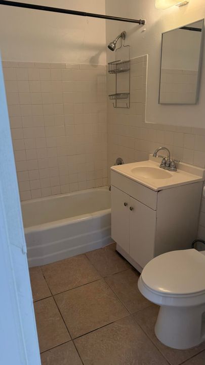 En Renta: $2,500 (4 camas, 1 baños, 1024 Pies cuadrados)