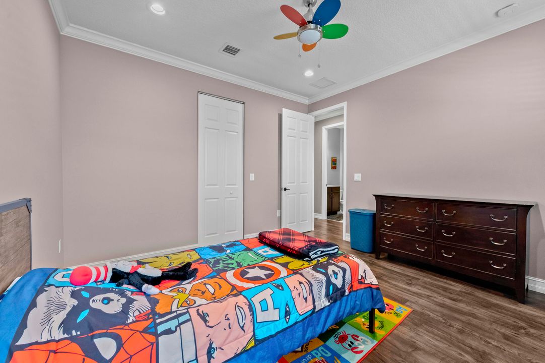 На продажу: $899,900 (5 спален, 4 ванн, 2848 Квадратных фут)