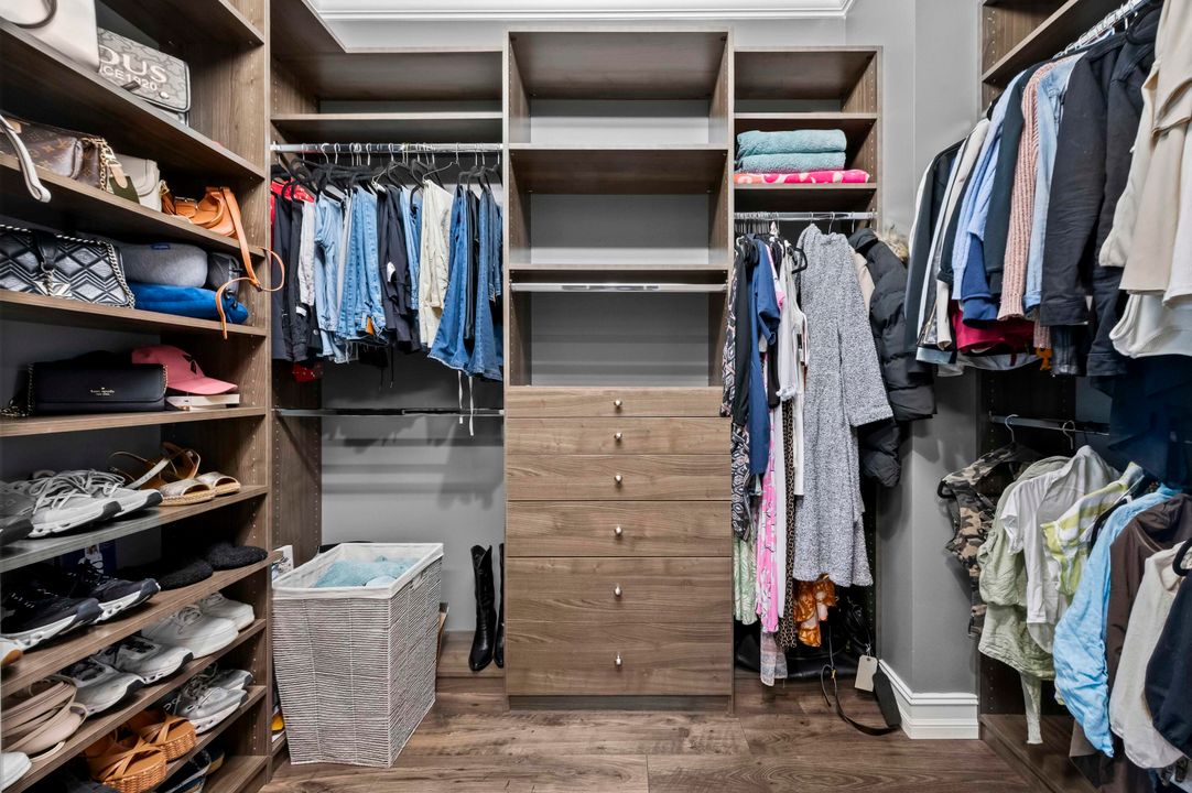 На продажу: $899,900 (5 спален, 4 ванн, 2848 Квадратных фут)