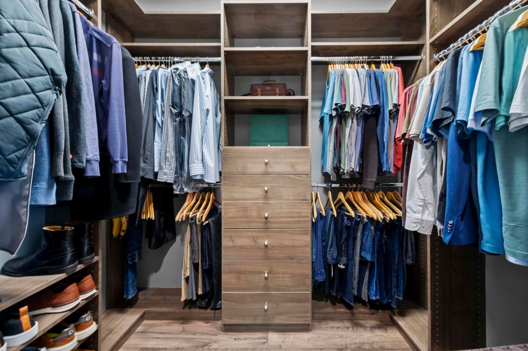 На продажу: $899,900 (5 спален, 4 ванн, 2848 Квадратных фут)