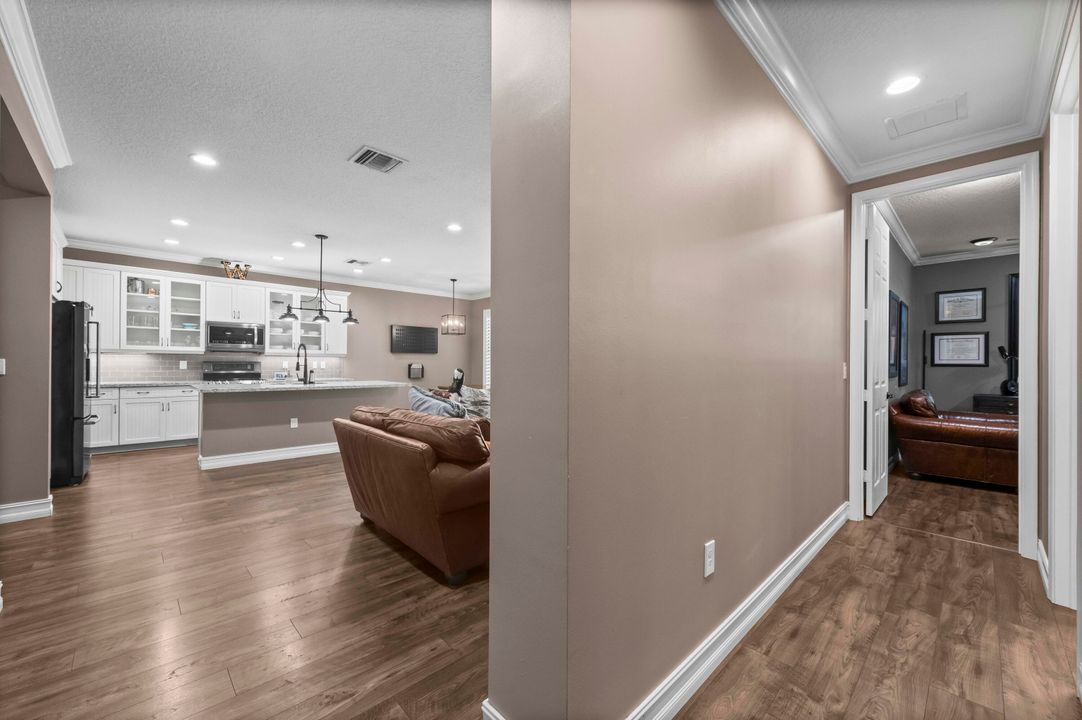 На продажу: $899,900 (5 спален, 4 ванн, 2848 Квадратных фут)