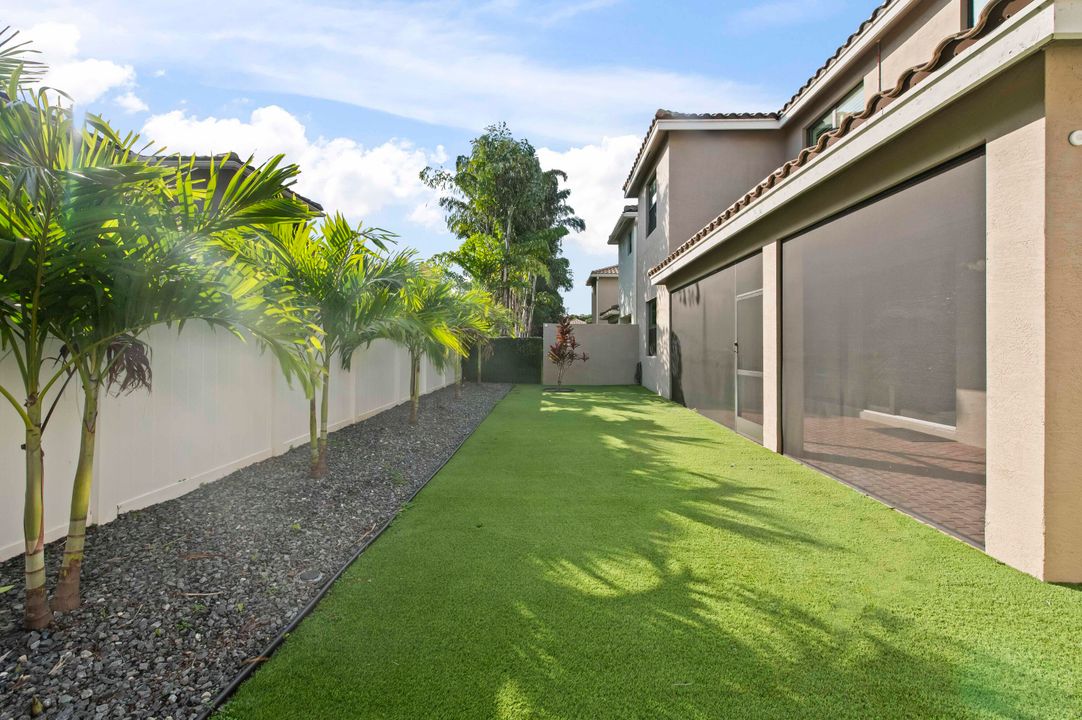 На продажу: $899,900 (5 спален, 4 ванн, 2848 Квадратных фут)