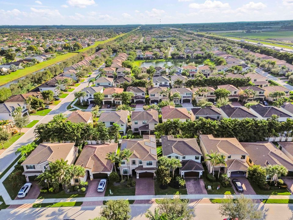 На продажу: $899,900 (5 спален, 4 ванн, 2848 Квадратных фут)