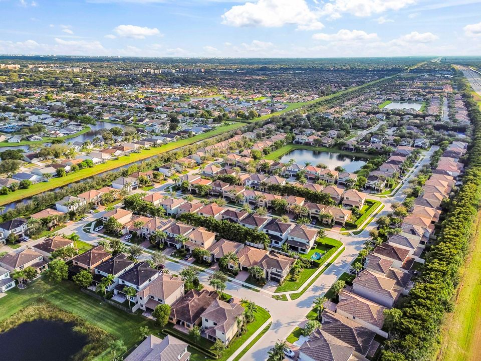 На продажу: $899,900 (5 спален, 4 ванн, 2848 Квадратных фут)