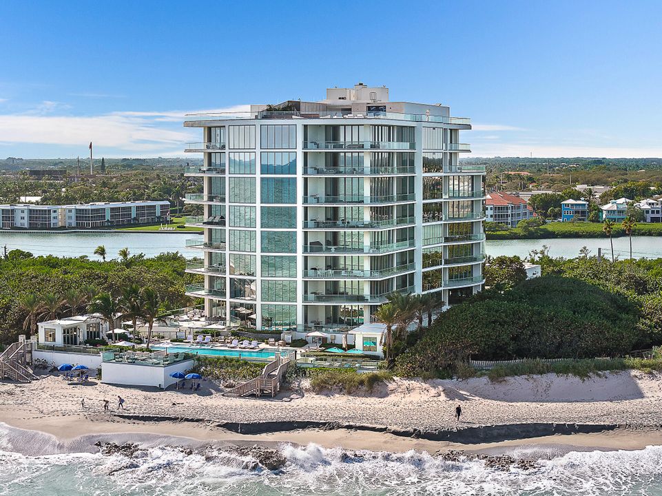 For Sale: $9,250,000 (3 beds, 4 baths, 3940 Square Feet)