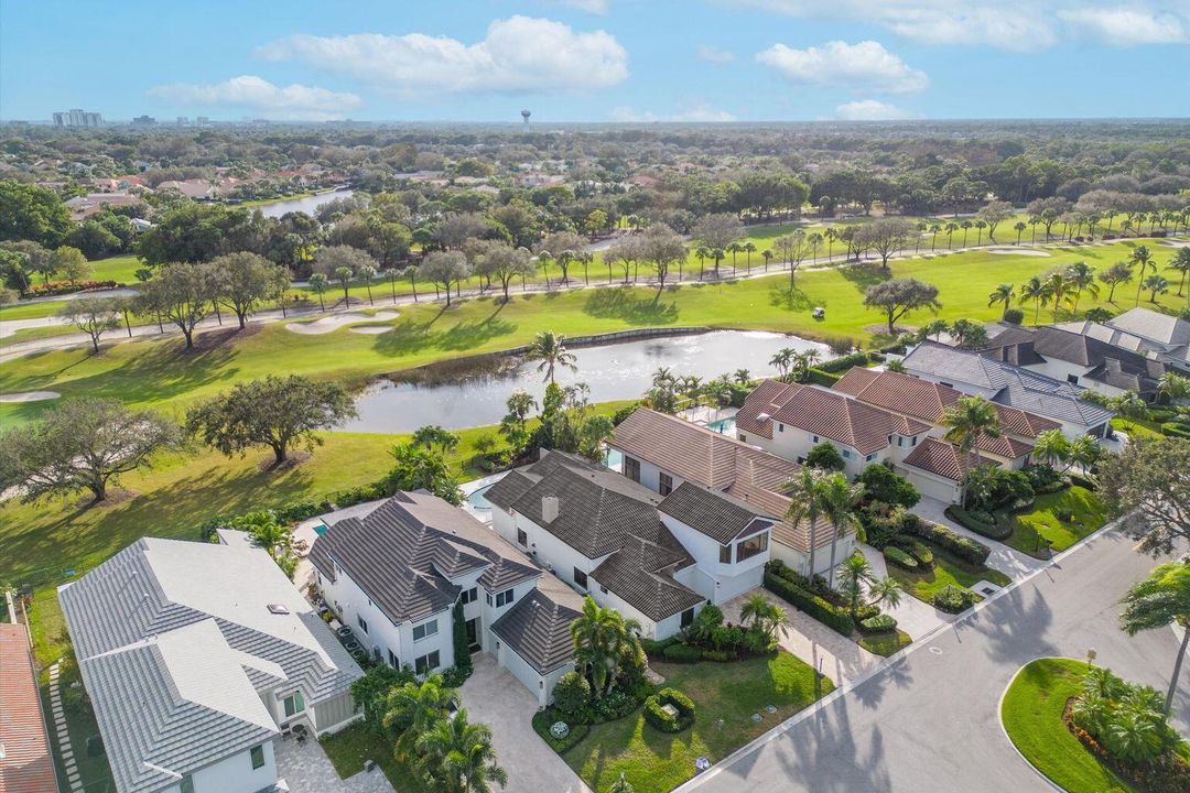 En Venta: $2,749,000 (3 camas, 4 baños, 2996 Pies cuadrados)