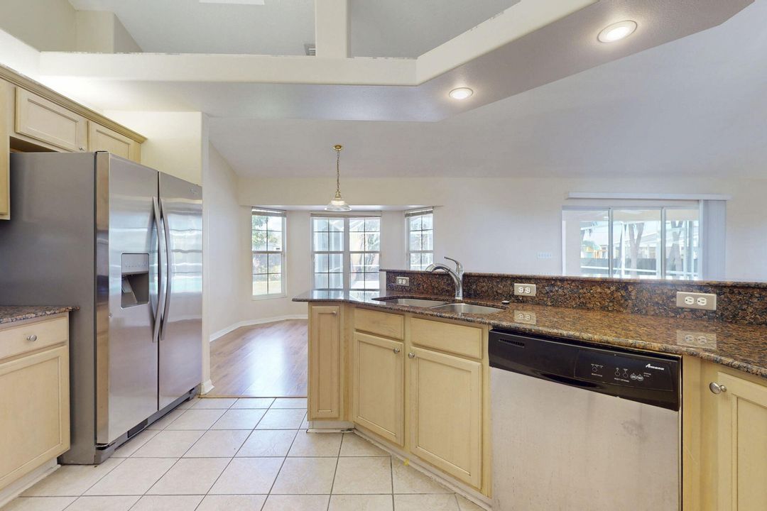 出租: $2,800 (3 贝兹, 2 浴室, 1537 平方英尺)