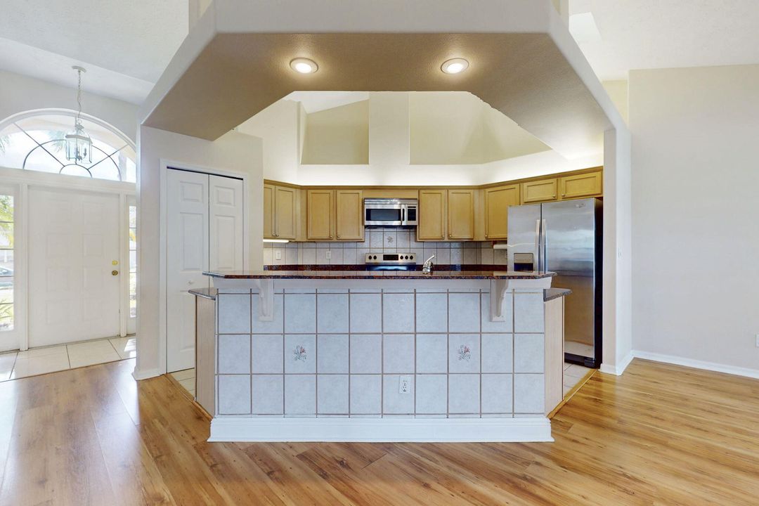 出租: $2,800 (3 贝兹, 2 浴室, 1537 平方英尺)