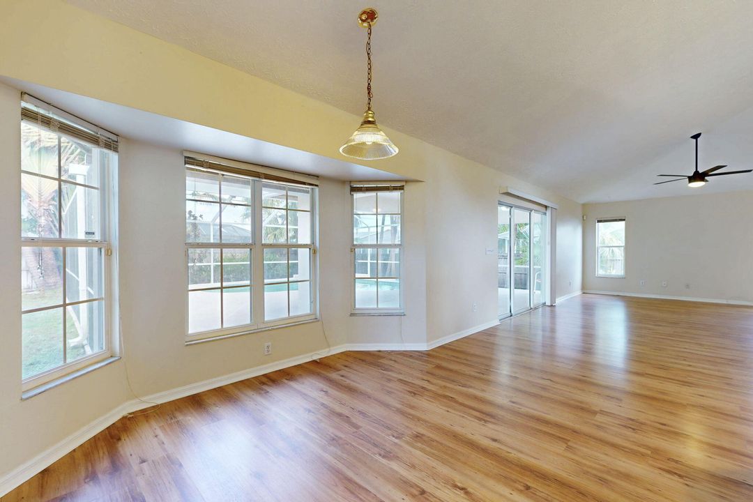 出租: $2,800 (3 贝兹, 2 浴室, 1537 平方英尺)