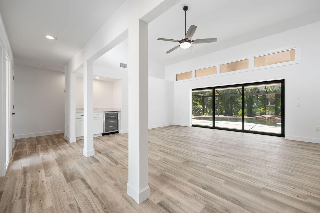 For Rent: $3,950 (4 beds, 2 baths, 1835 Square Feet)