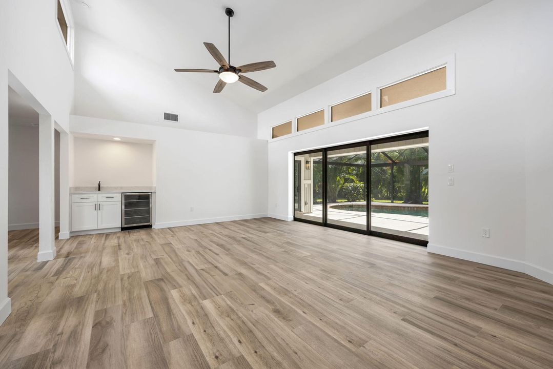 For Rent: $3,950 (4 beds, 2 baths, 1835 Square Feet)