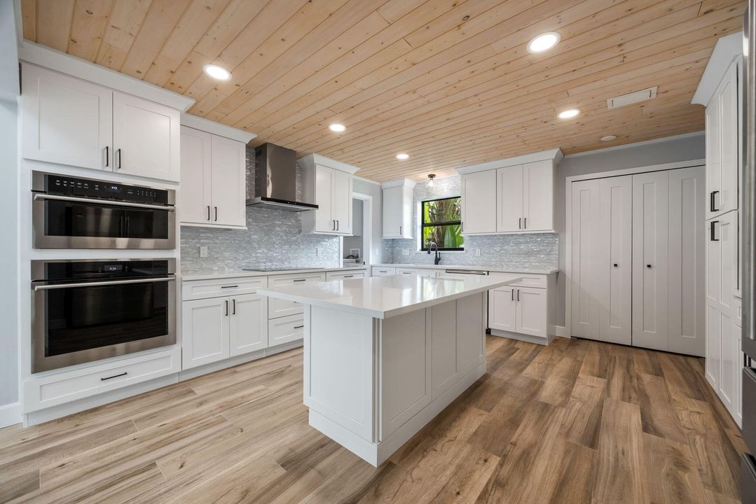 For Rent: $3,950 (4 beds, 2 baths, 1835 Square Feet)