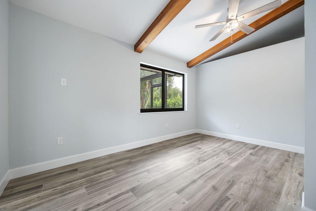 For Rent: $3,950 (4 beds, 2 baths, 1835 Square Feet)