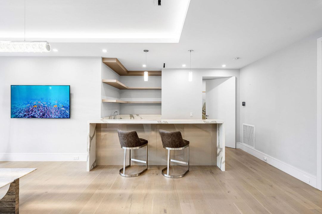 For Sale: $9,100,000 (5 beds, 6 baths, 6140 Square Feet)